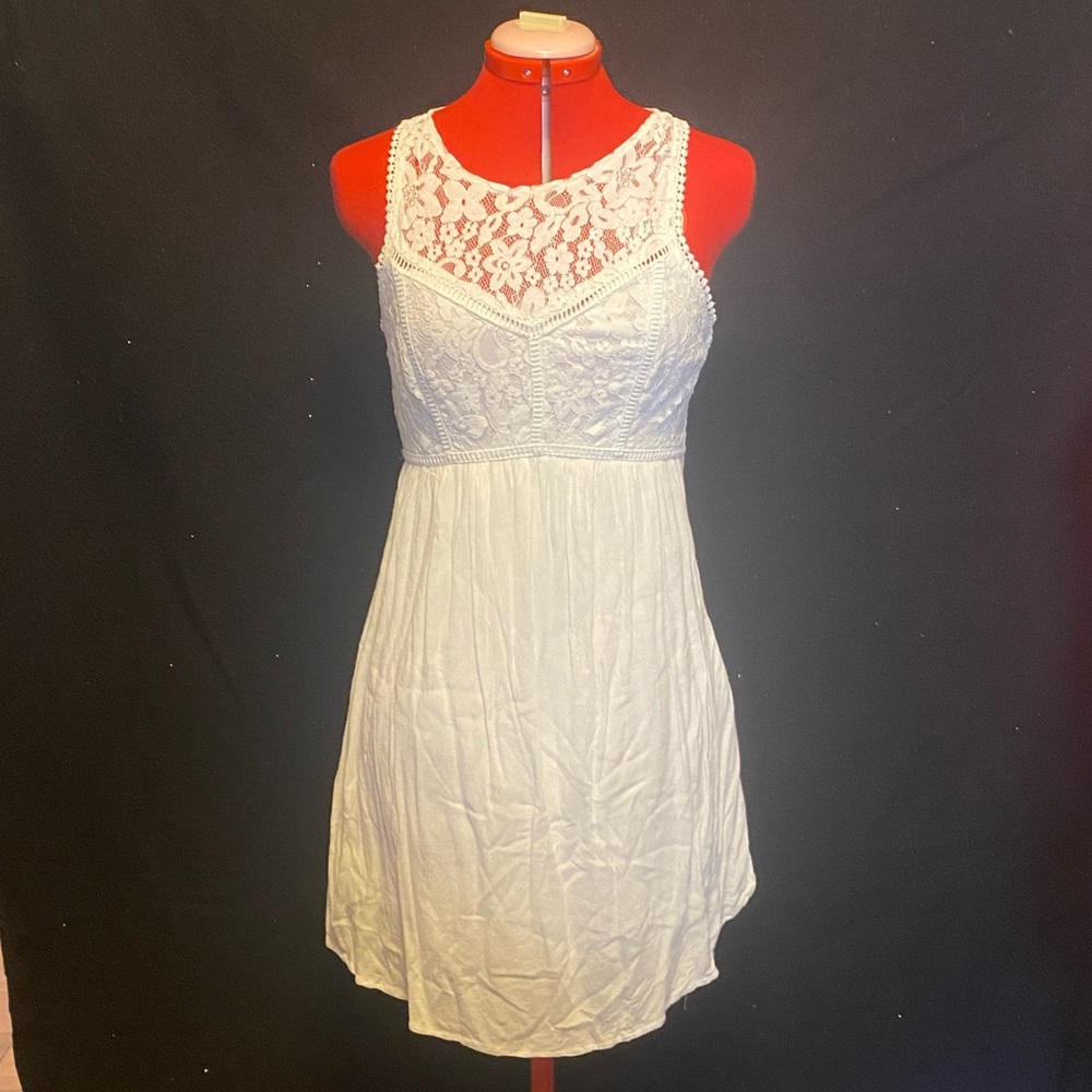 Cute white A&F summer dress